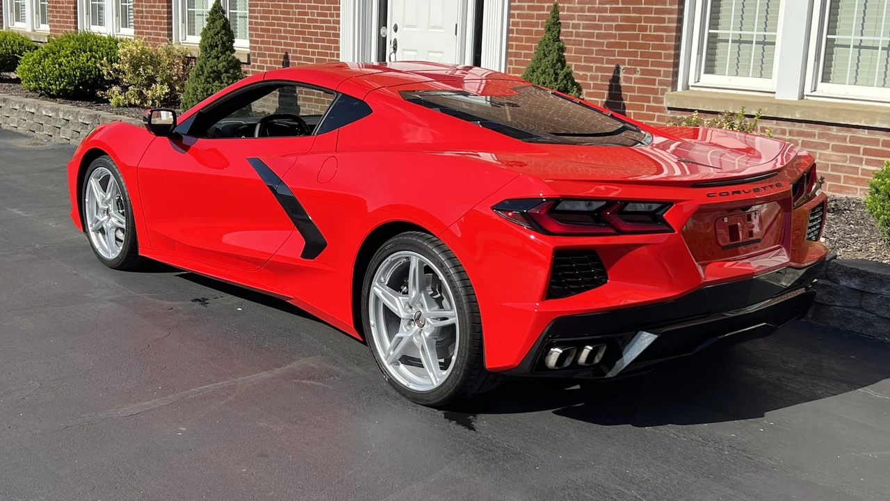 2023 Chevrolet Corvette C8 - Image 3 of 9