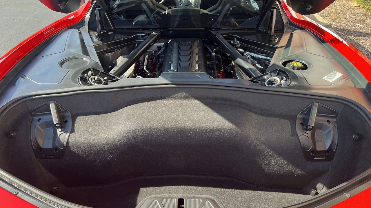 2023 Chevrolet Corvette C8 - Image 6 of 9
