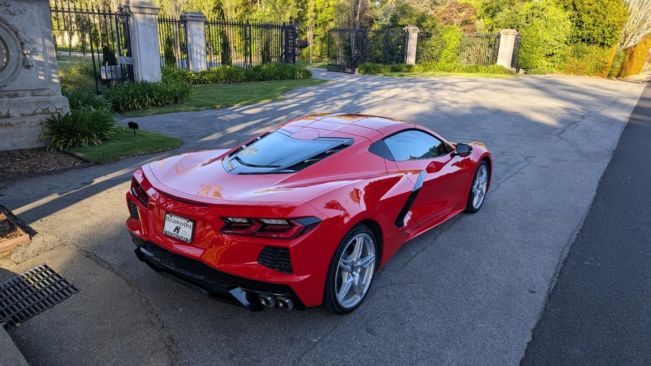 2023 Chevrolet Corvette C8 - Image 5 of 28