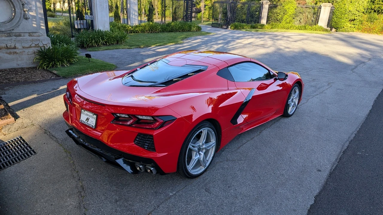 2023 Chevrolet Corvette C8 - Image 10 of 28