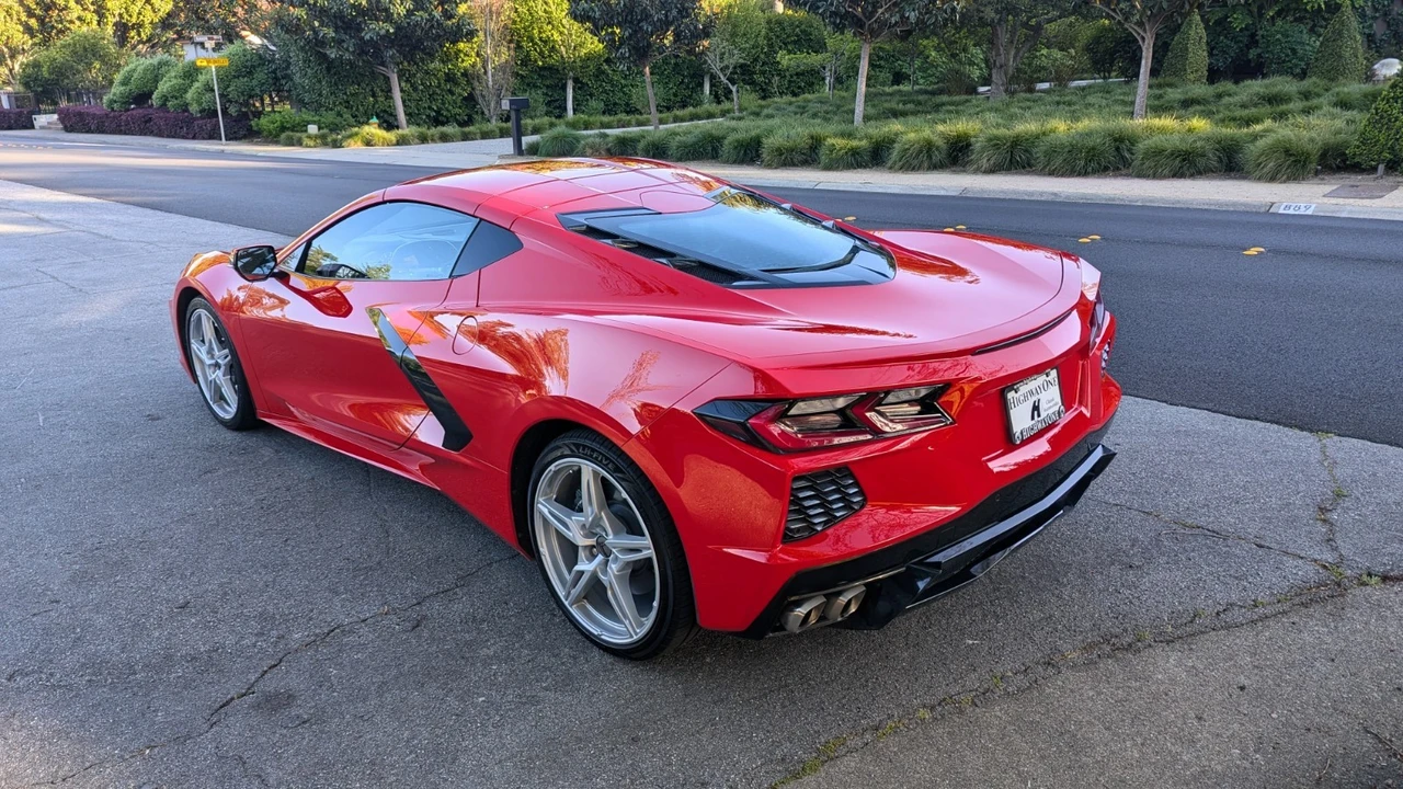 2023 Chevrolet Corvette C8 - Image 9 of 28