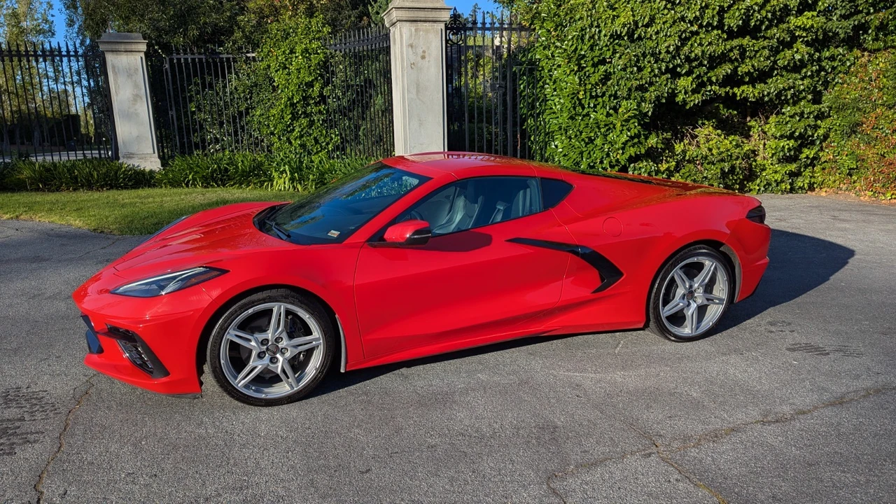 2023 Chevrolet Corvette C8 - Image 28 of 28