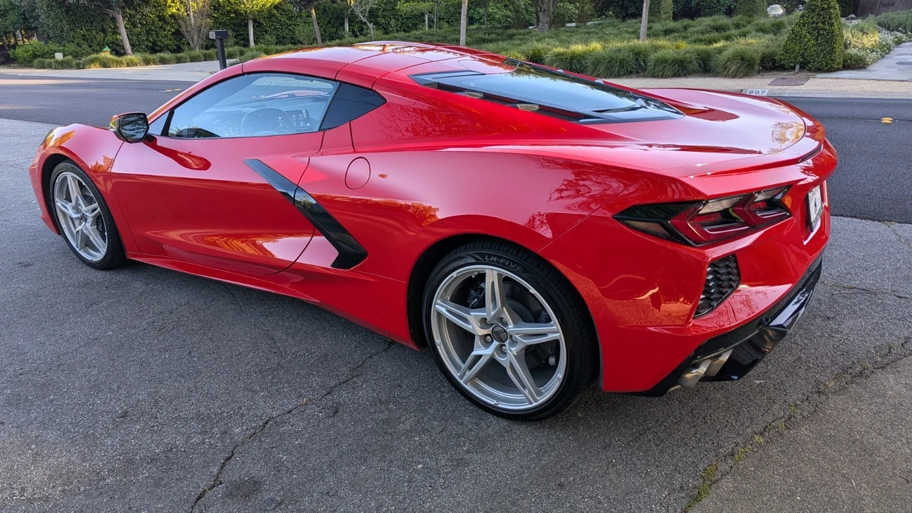 2023 Chevrolet Corvette C8 - Image 21 of 28