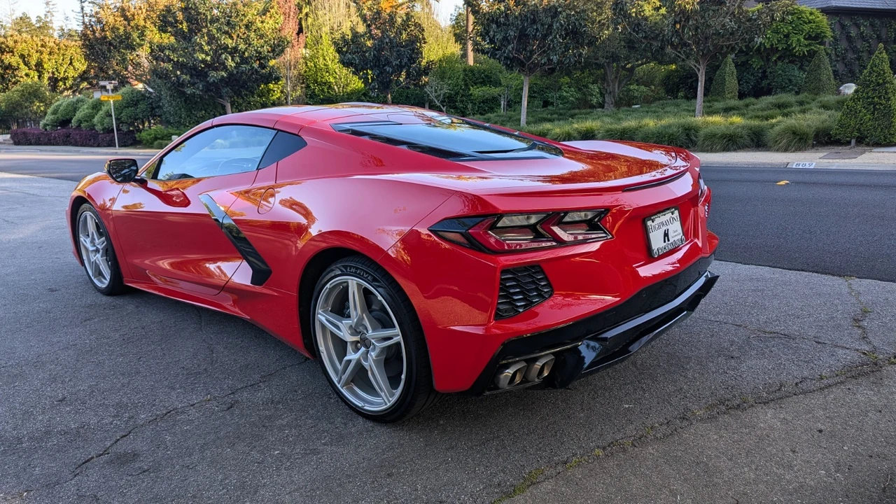 2023 Chevrolet Corvette C8 - Image 8 of 28
