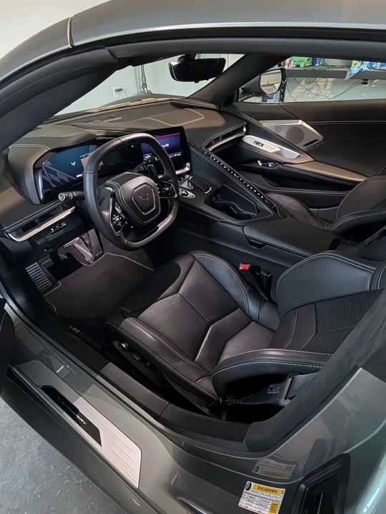 2023 Chevrolet Corvette C8 - Image 8 of 9