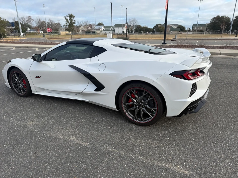 2023 Chevrolet Corvette C8 - Image 14 of 21