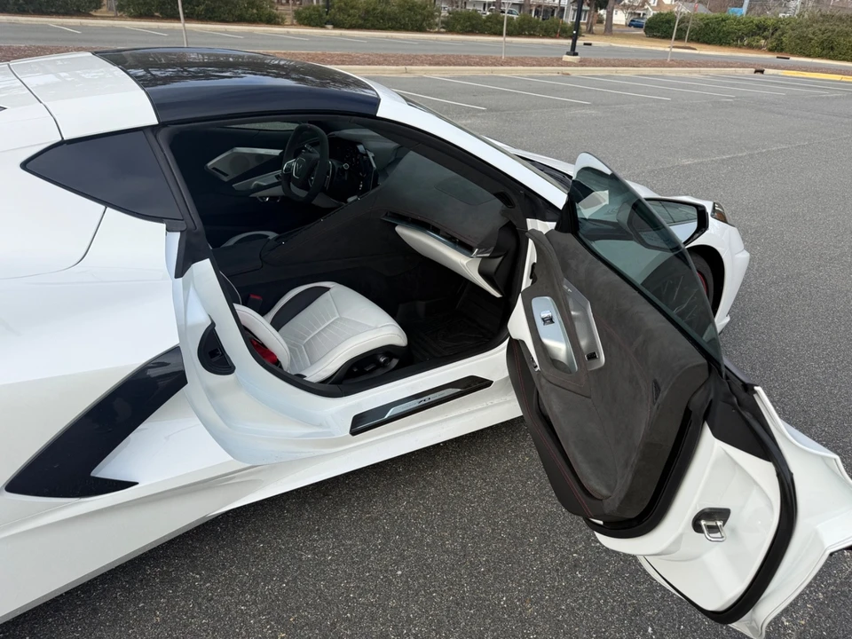 2023 Chevrolet Corvette C8 - Image 6 of 21