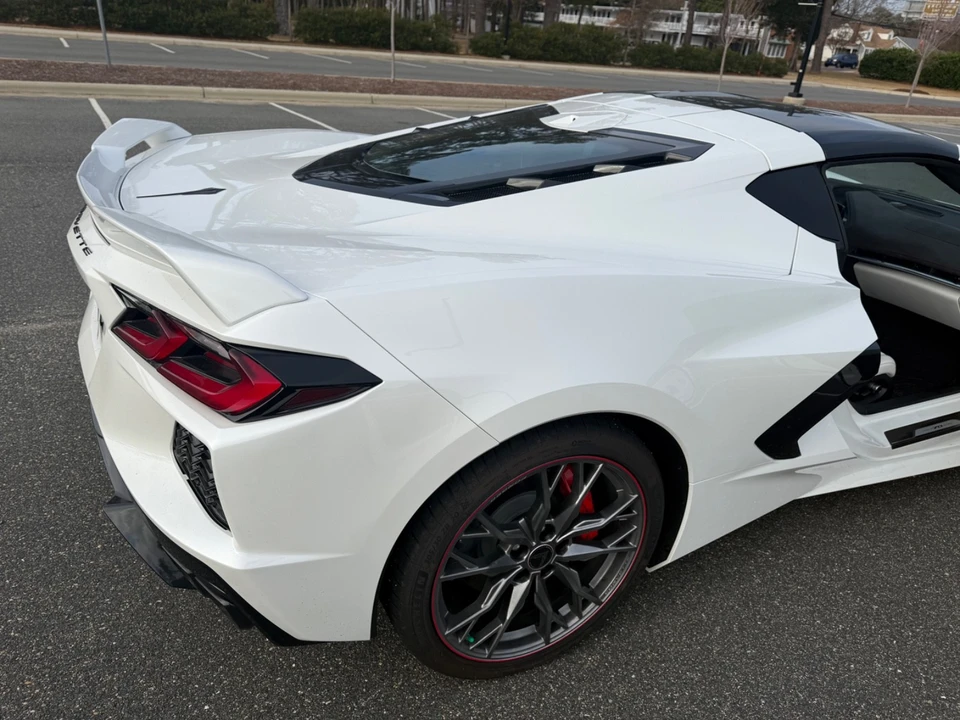 2023 Chevrolet Corvette C8 - Image 10 of 21