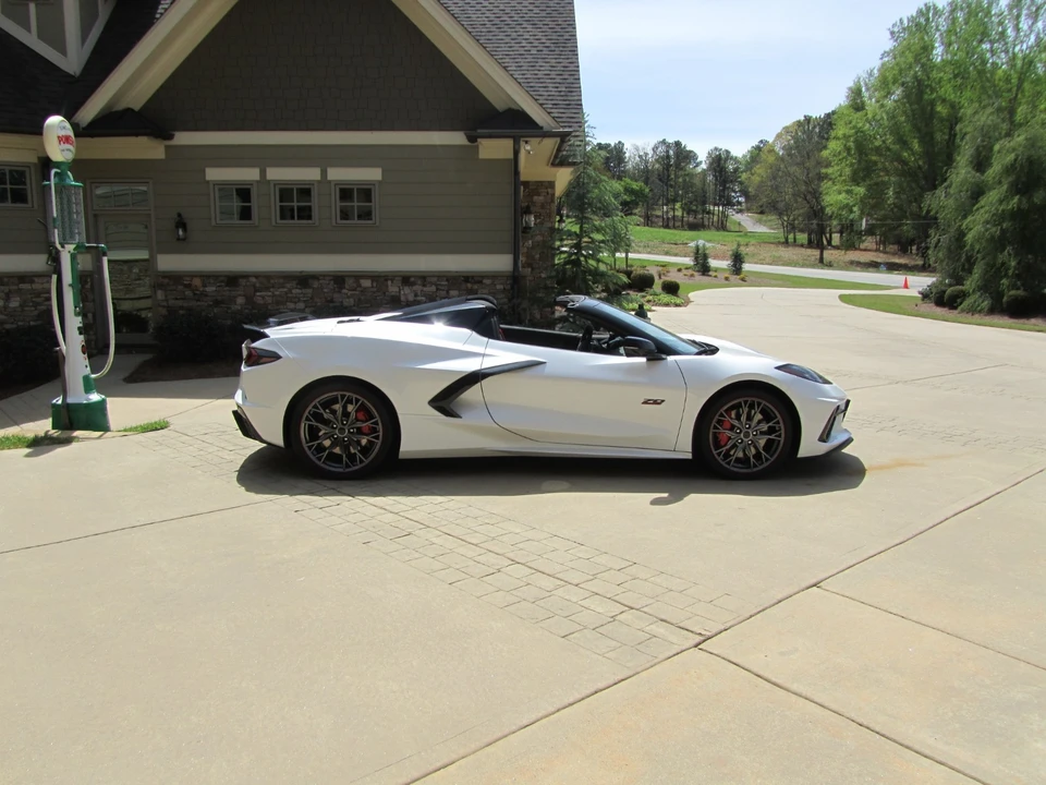 2023 Chevrolet Corvette C8 - Image 5 of 14