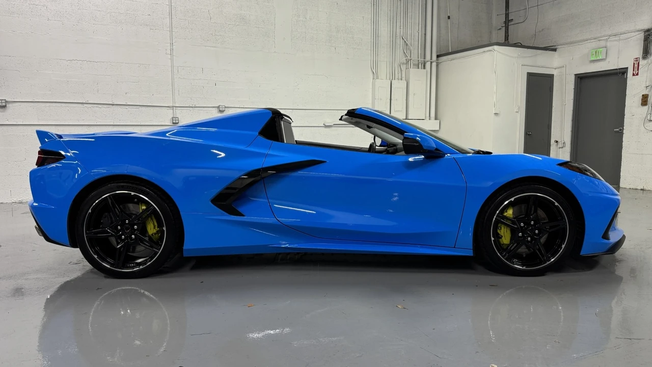 2023 Chevrolet Corvette C8 - Image 11 of 21