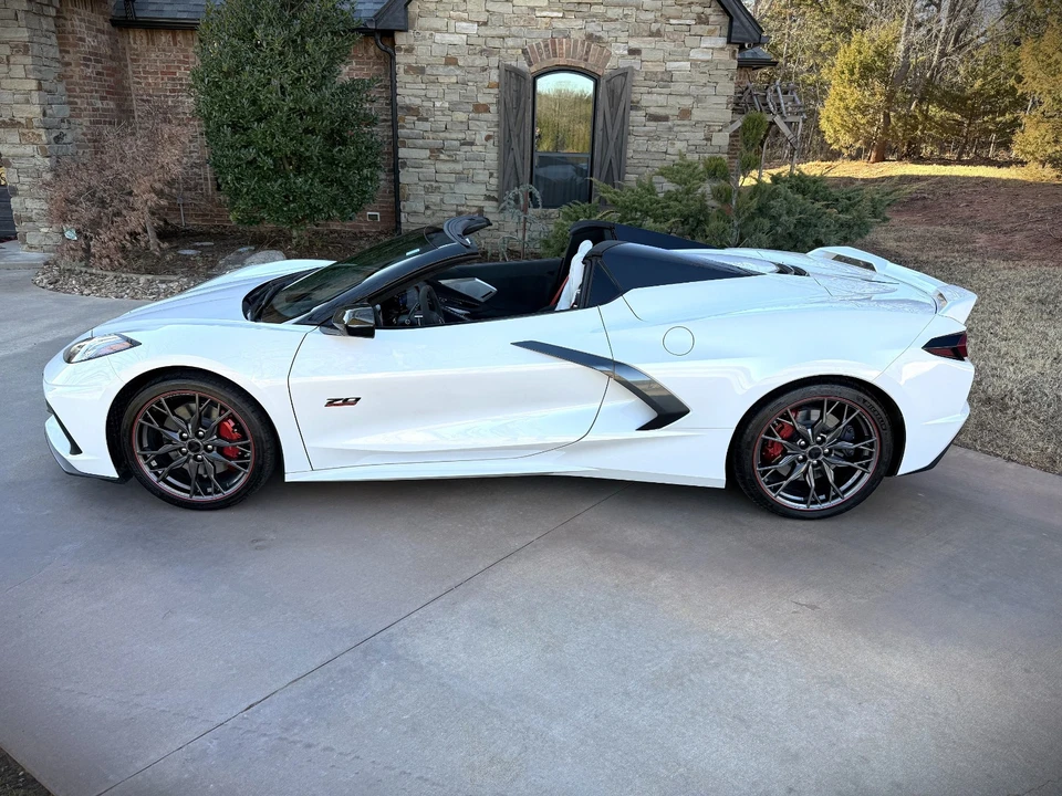 2023 Chevrolet Corvette C8 - Image 2 of 21