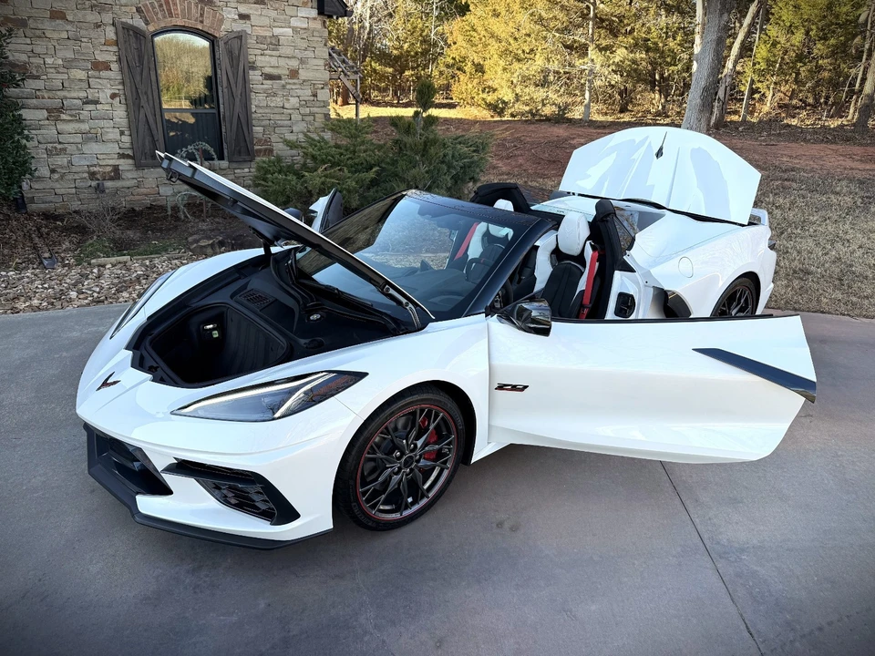 2023 Chevrolet Corvette C8 - Image 15 of 21