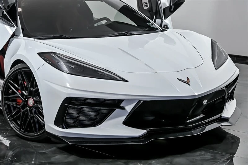 2023 Chevrolet Corvette C8 - Image 2 of 31