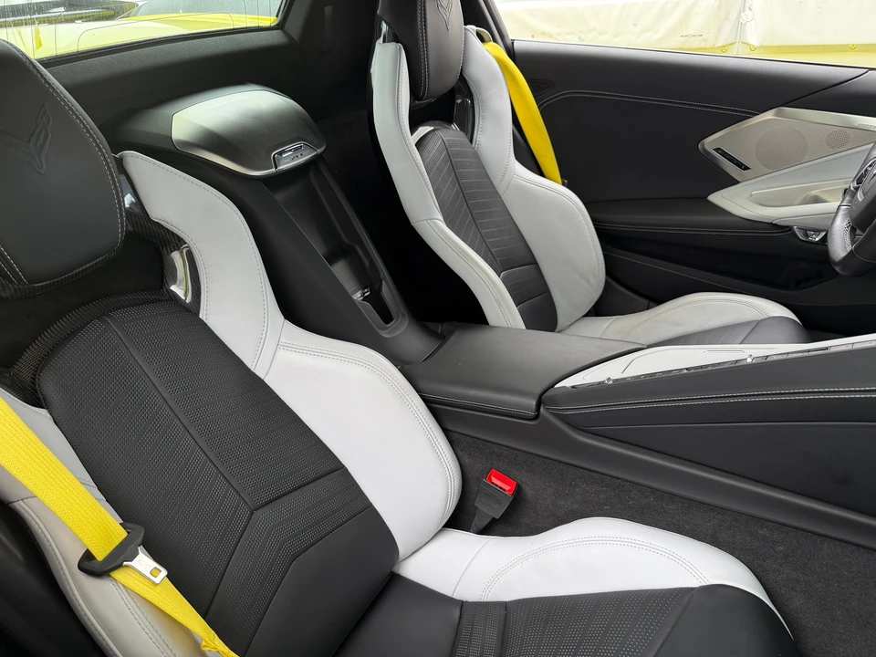 2023 Chevrolet Corvette C8 - Image 2 of 31