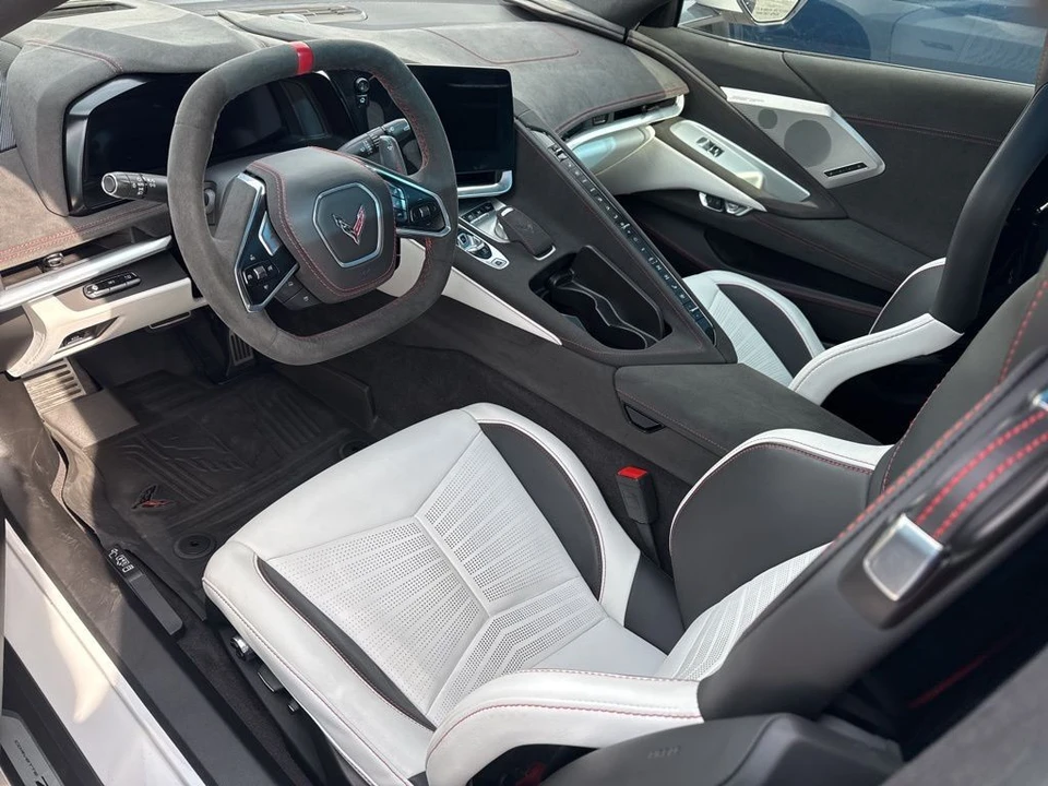 2023 Chevrolet Corvette C8 - Image 3 of 4