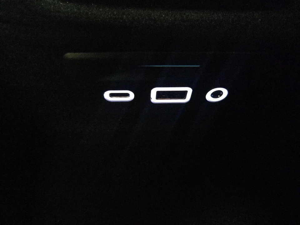 2023 Chevrolet Corvette C8 - Image 19 of 23