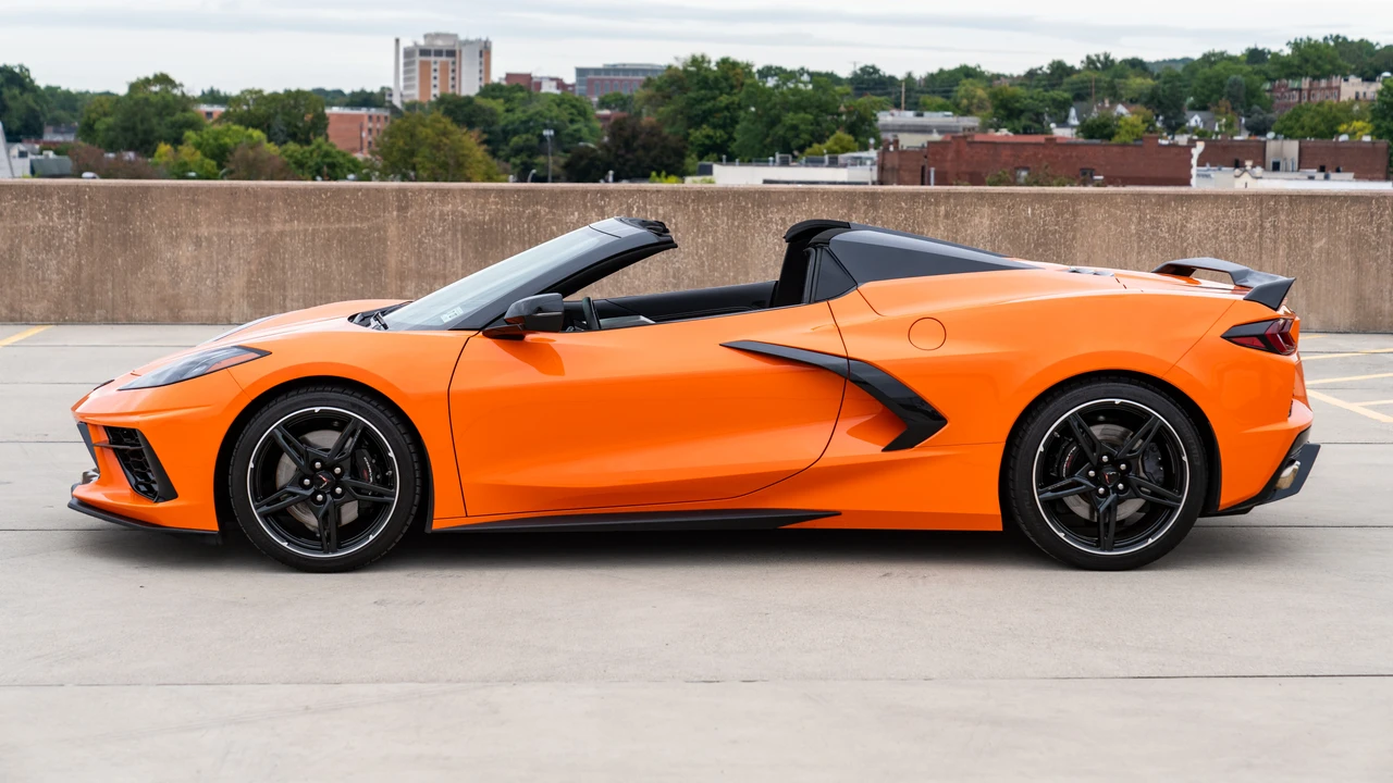 2023 Chevrolet Corvette C8 - Image 8 of 31
