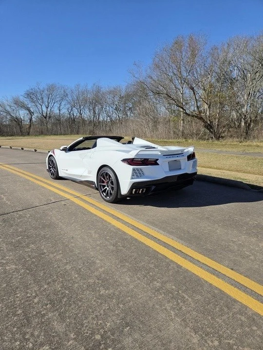 2023 Chevrolet Corvette C8 - Image 4 of 13