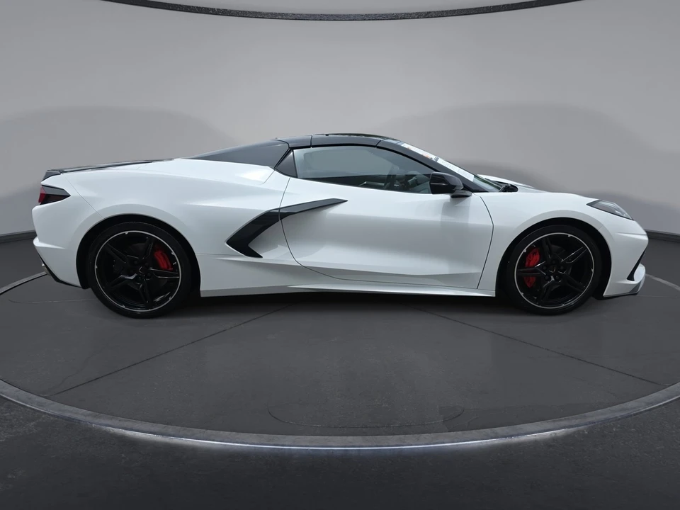 2023 Chevrolet Corvette C8 - Image 15 of 31
