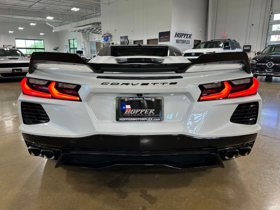 2023 Chevrolet Corvette C8 - Image 12 of 31