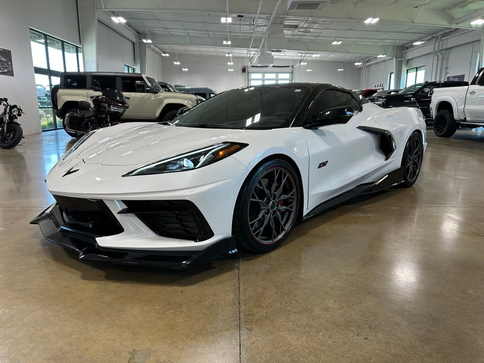 2023 Chevrolet Corvette C8 - Image 6 of 31