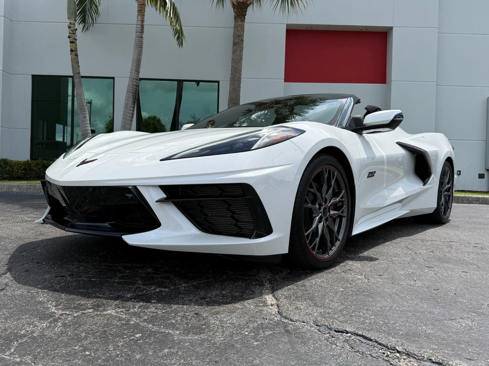 2023 Chevrolet Corvette C8 - Image 10 of 31