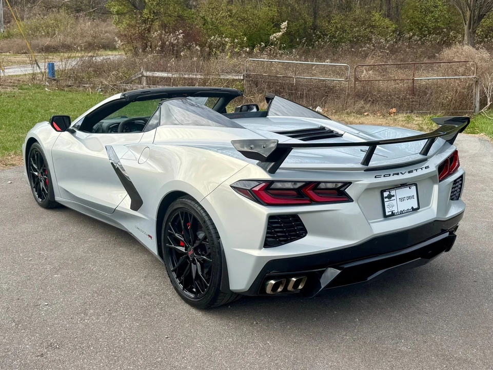 2023 Chevrolet Corvette C8 - Image 4 of 12