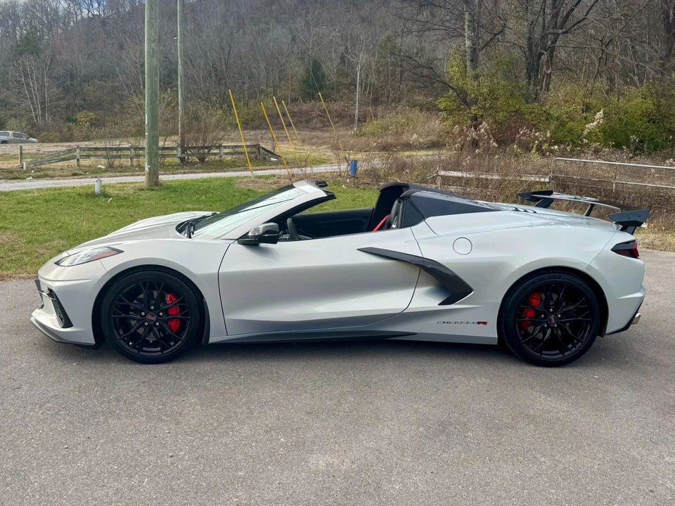 2023 Chevrolet Corvette C8 - Image 8 of 12