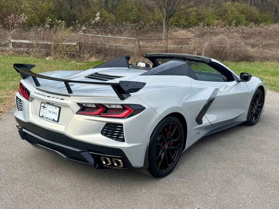 2023 Chevrolet Corvette C8 - Image 3 of 12