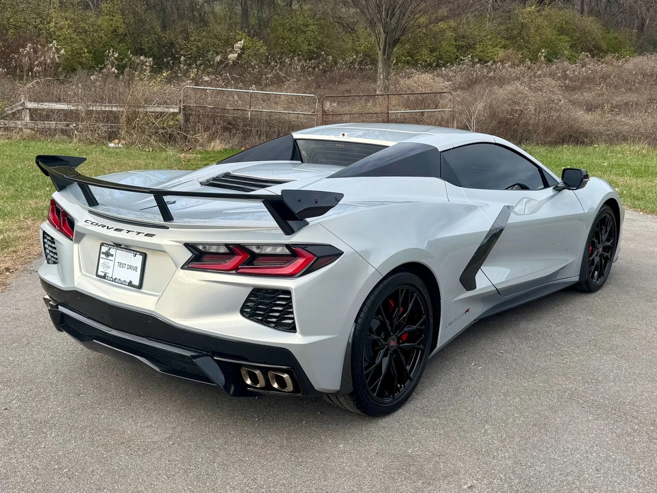 2023 Chevrolet Corvette C8 - Image 10 of 12