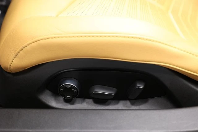 2023 Chevrolet Corvette C8 - Image 15 of 31