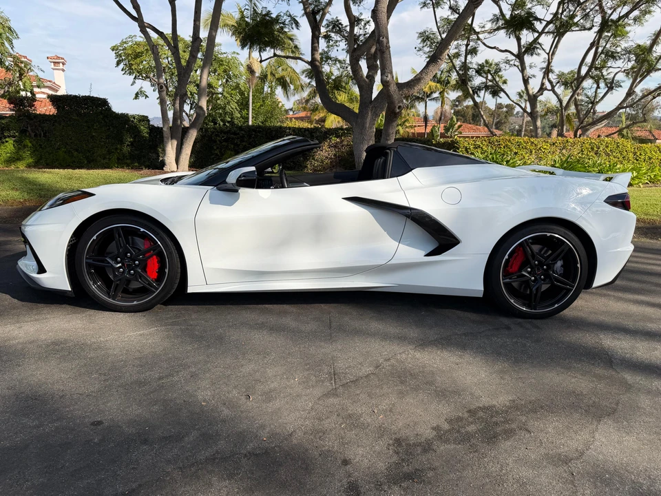2023 Chevrolet Corvette C8 - Image 9 of 31