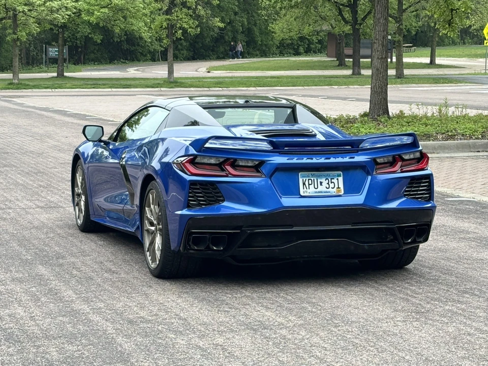 2023 Chevrolet Corvette C8 - Image 17 of 31