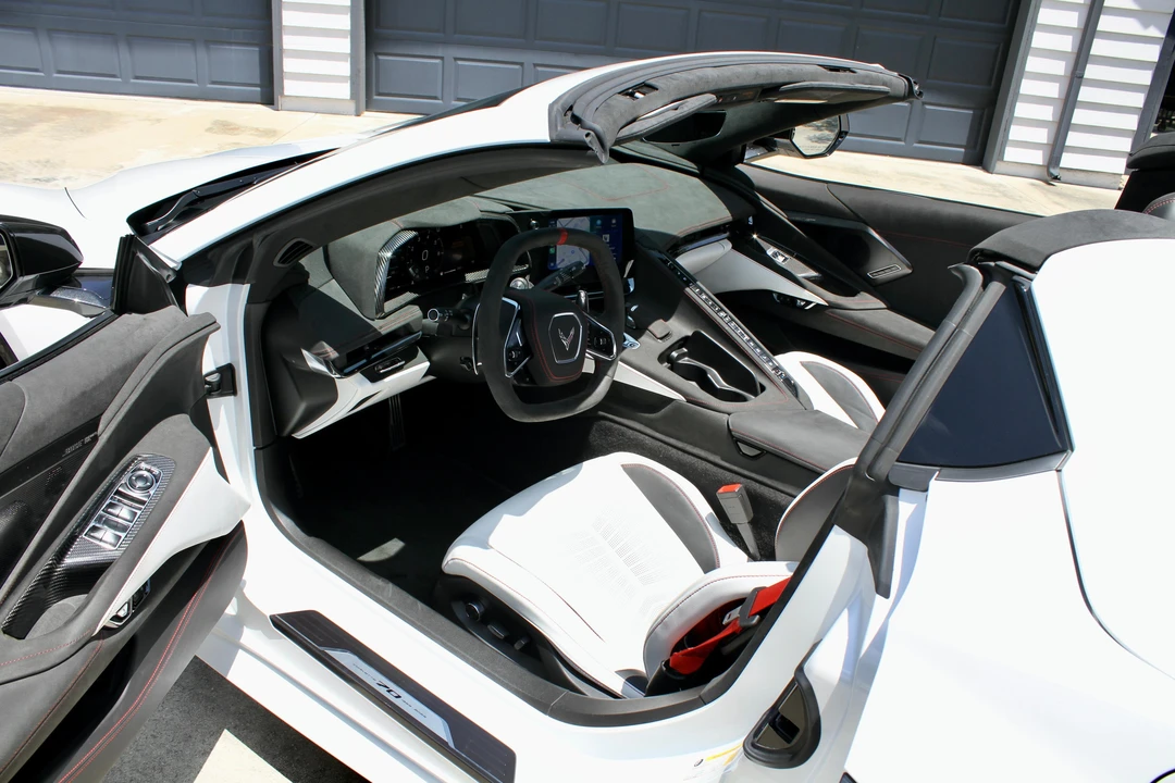 2023 Chevrolet Corvette C8 - Image 27 of 31