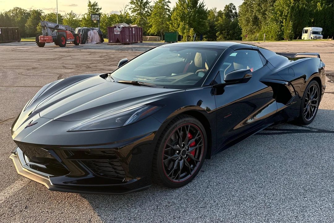 2023 Chevrolet Corvette C8 - Image 3 of 31
