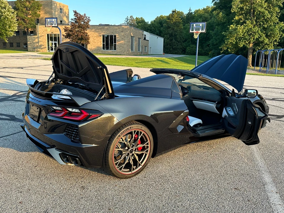 2023 Chevrolet Corvette C8 - Image 26 of 31