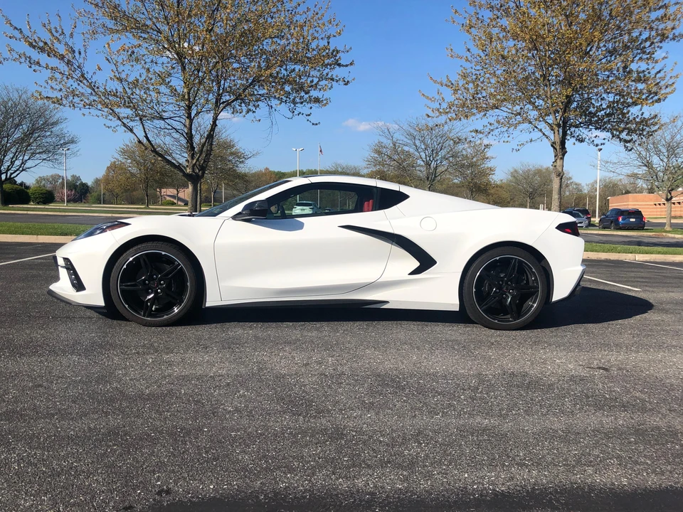 2023 Chevrolet Corvette C8 - Image 10 of 31