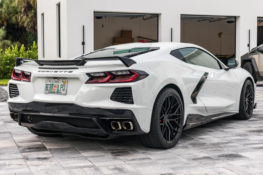 2023 Chevrolet Corvette C8 - Image 17 of 31