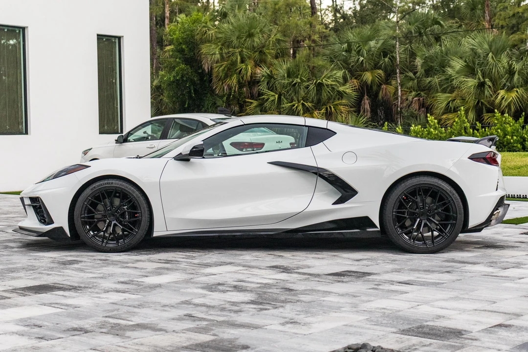 2023 Chevrolet Corvette C8 - Image 14 of 31