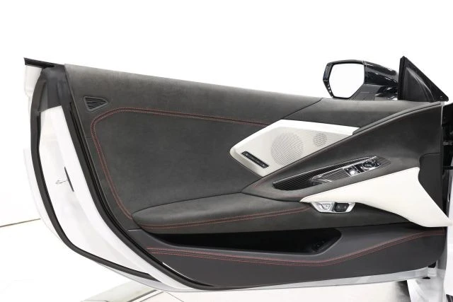 2023 Chevrolet Corvette C8 - Image 11 of 31