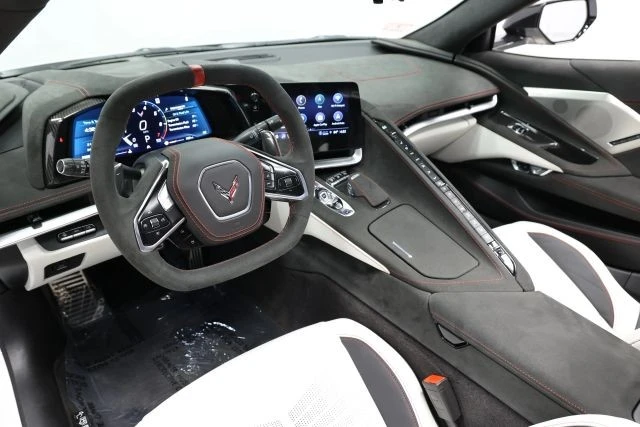 2023 Chevrolet Corvette C8 - Image 2 of 31
