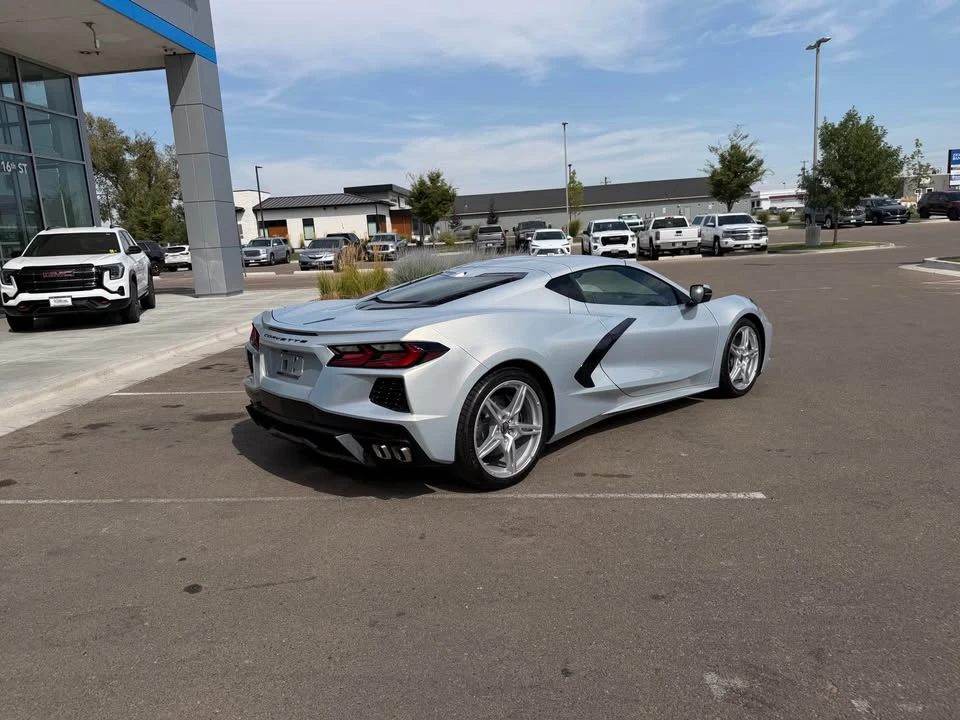 2023 Chevrolet Corvette C8 - Image 5 of 10