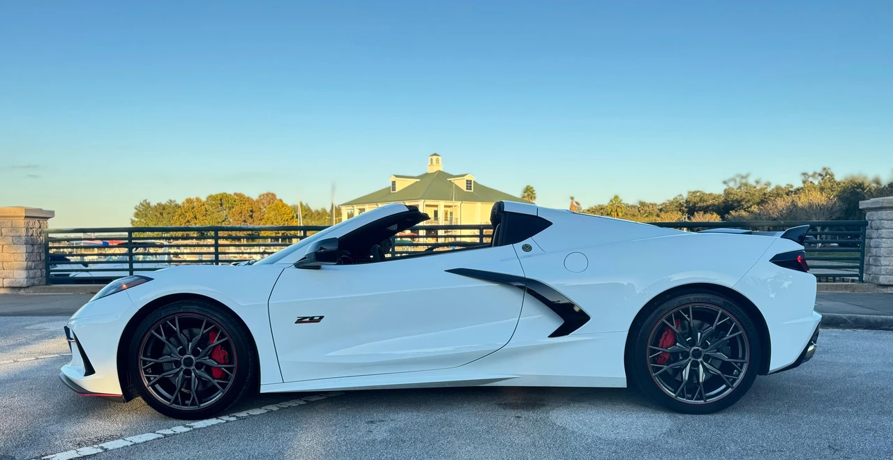 2023 Chevrolet Corvette C8 - Image 9 of 31