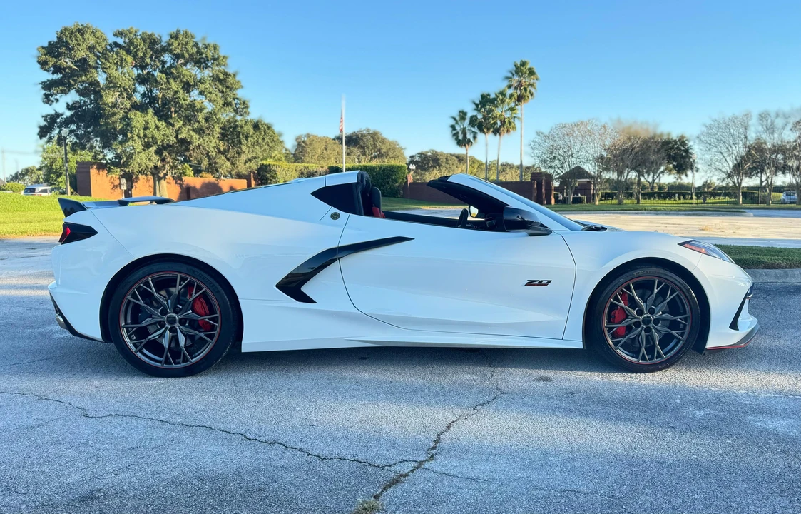 2023 Chevrolet Corvette C8 - Image 16 of 31