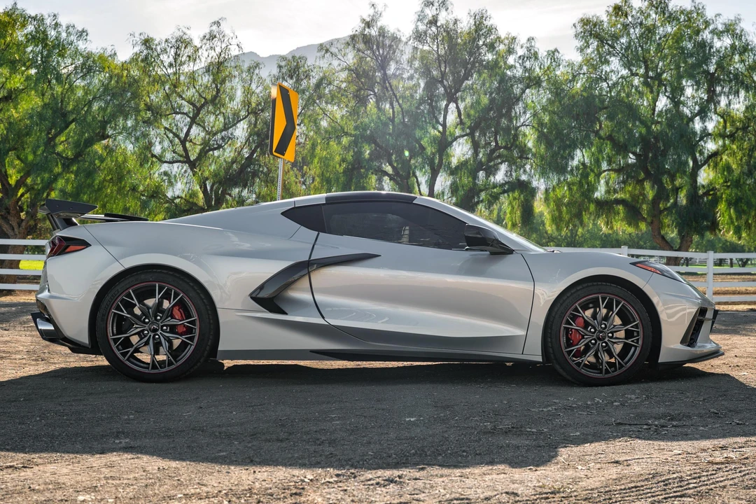 2023 Chevrolet Corvette C8 - Image 3 of 31