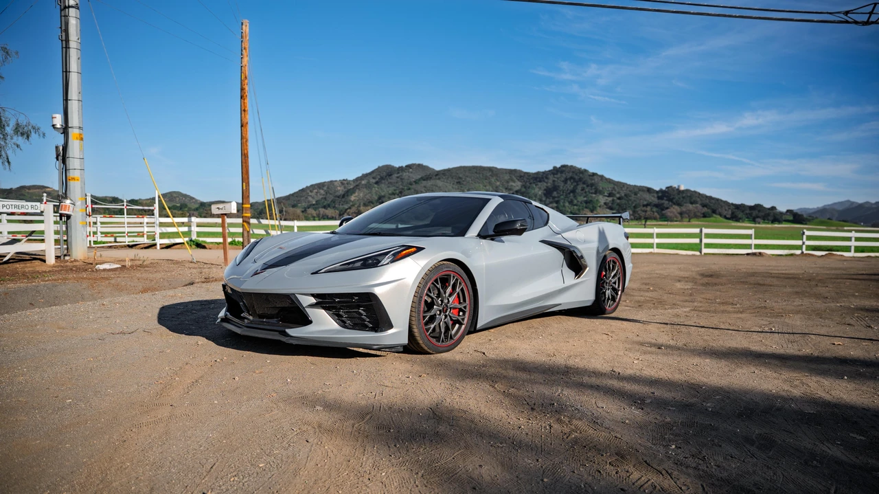 2023 Chevrolet Corvette C8 - Image 16 of 31
