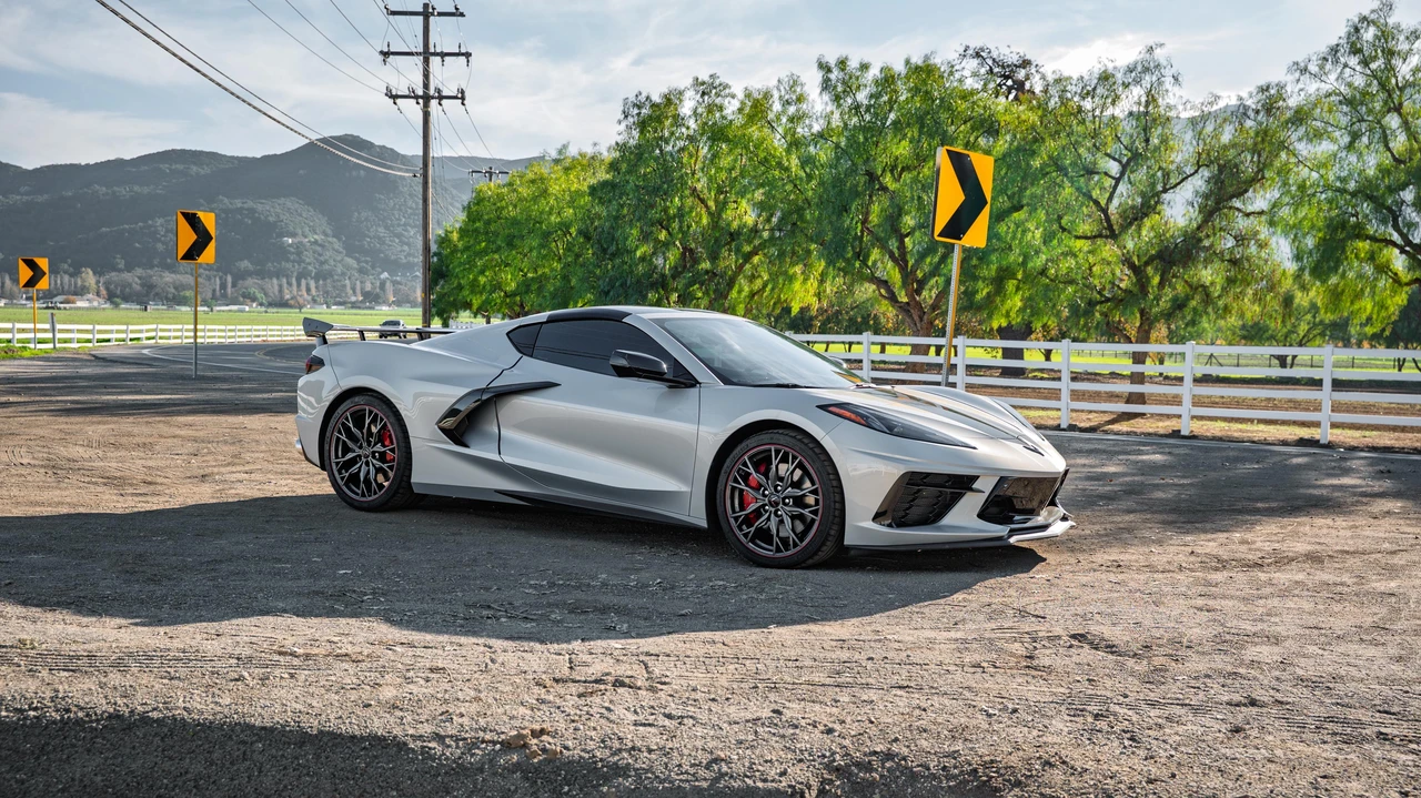 2023 Chevrolet Corvette C8 - Image 25 of 31