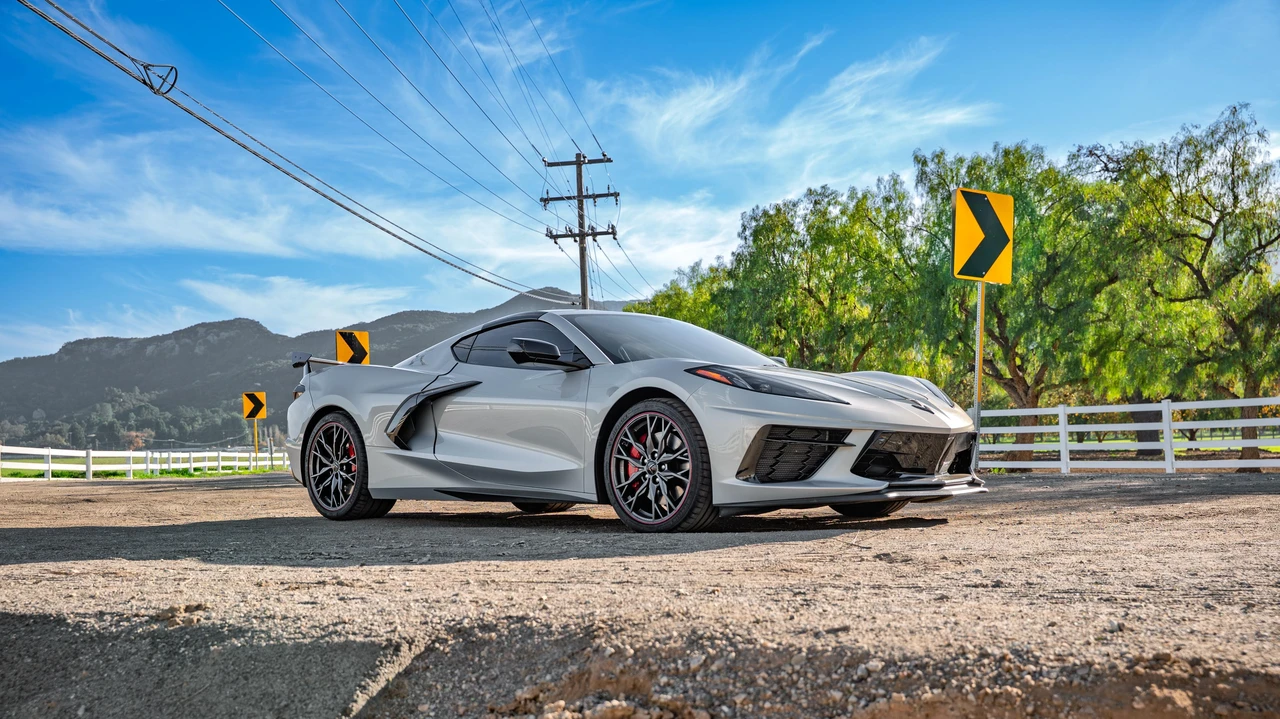 2023 Chevrolet Corvette C8 - Image 27 of 31