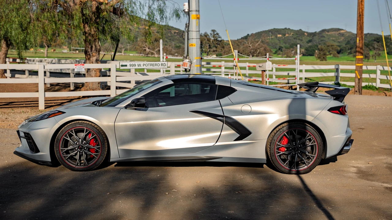 2023 Chevrolet Corvette C8 - Image 19 of 31