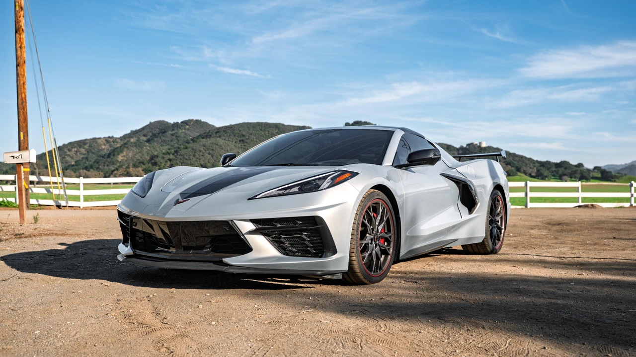 2023 Chevrolet Corvette C8 - Image 15 of 31